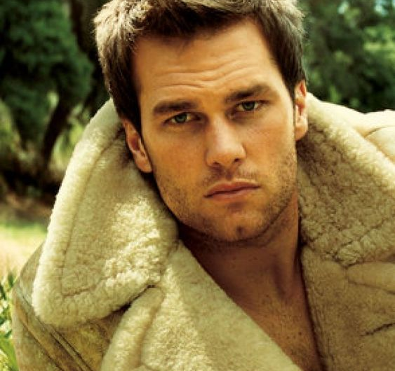 Unveiling the Enigma: Revealing Tom Brady’s Secret Formula for Unstoppable Charm
