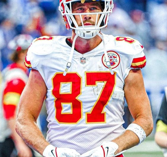 The Kelce Chronicles: Unraveling the Triumphs and Challenges of a Legend’s Career in the NFL!