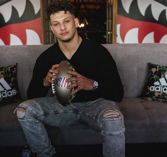 Unveiling the Secret Sauce: Decoding The Magnetic Charm Behind Patrick Mahomes’s Unstoppable Aura