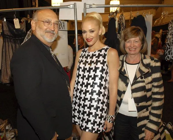 From Stage to Home: Exploring the Life of Gwen Stefani’s Mom, Patti Flynn, Beyond the Limelight!