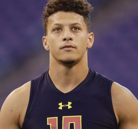 Cracking the Code: How Patrick Mahomes’s Wit and Humor Ignite Fan Fervor!